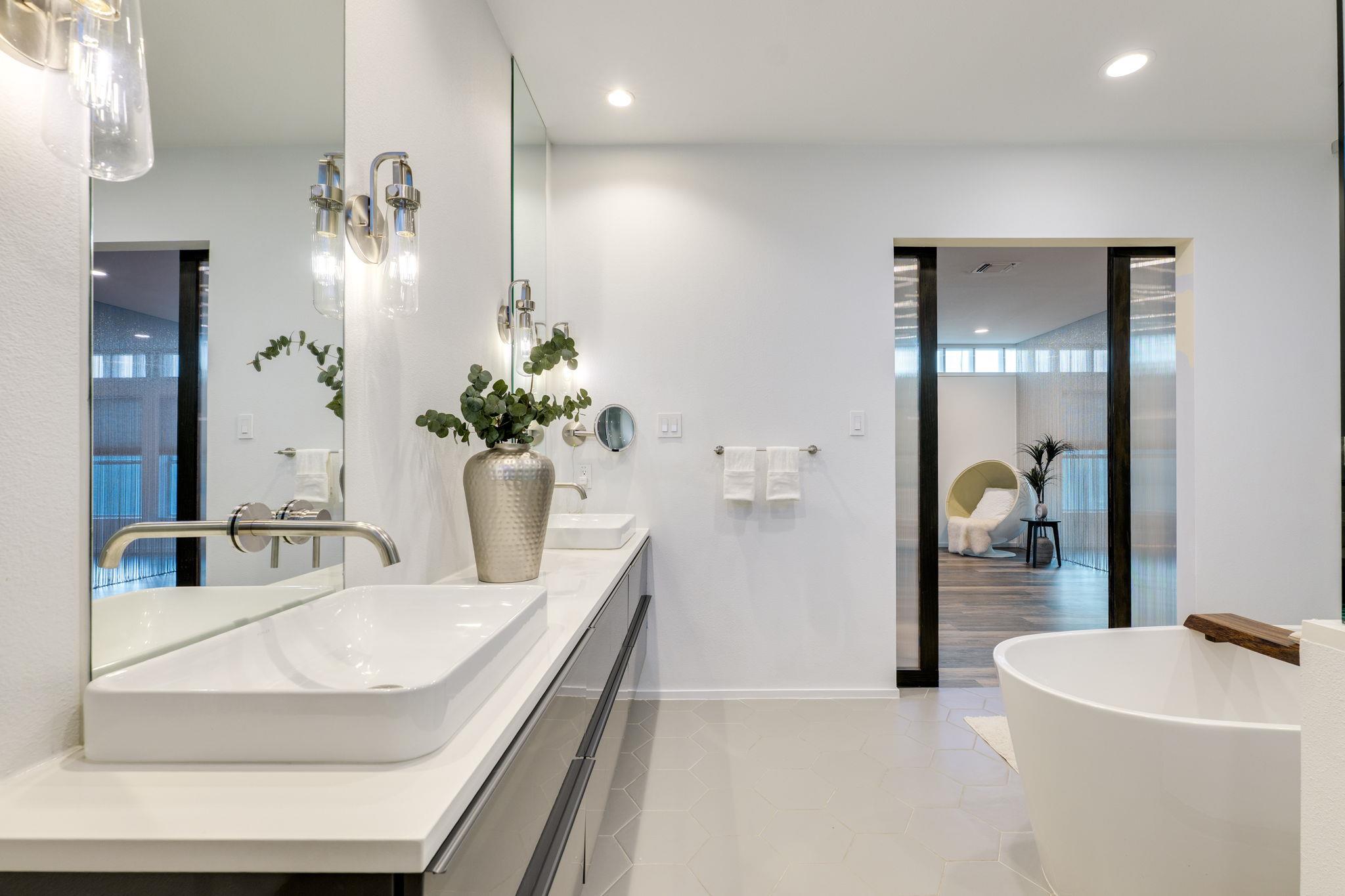 5409 Woodrow Ave # D