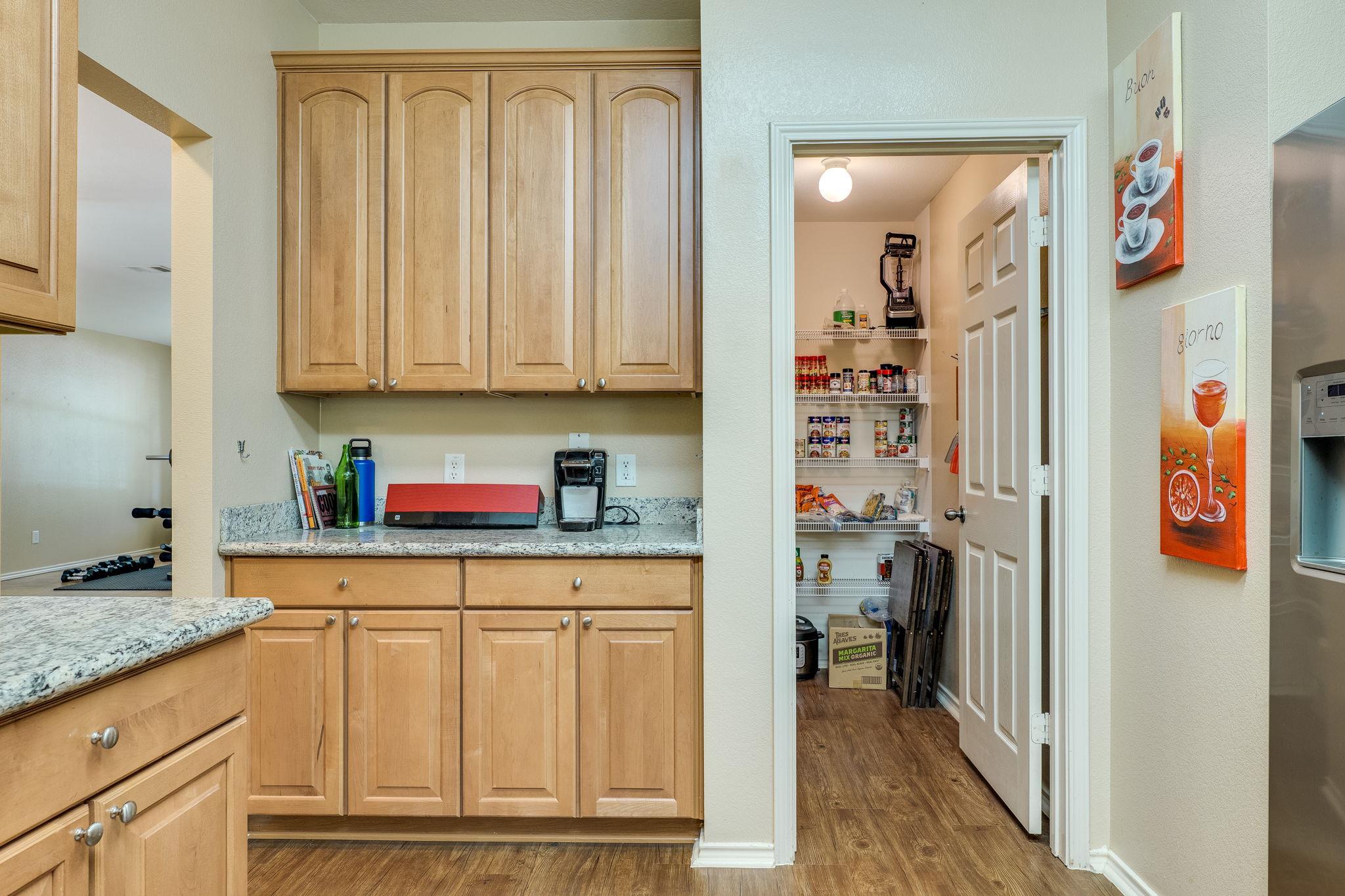 3309 Blue Ridge DR