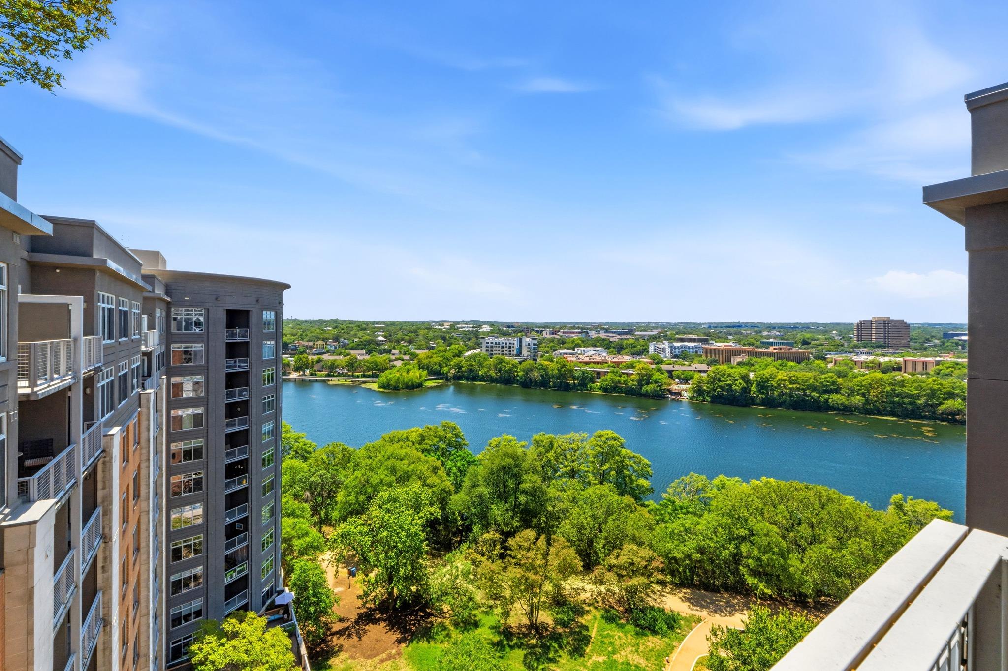 54 Rainey ST Unit: PH20
