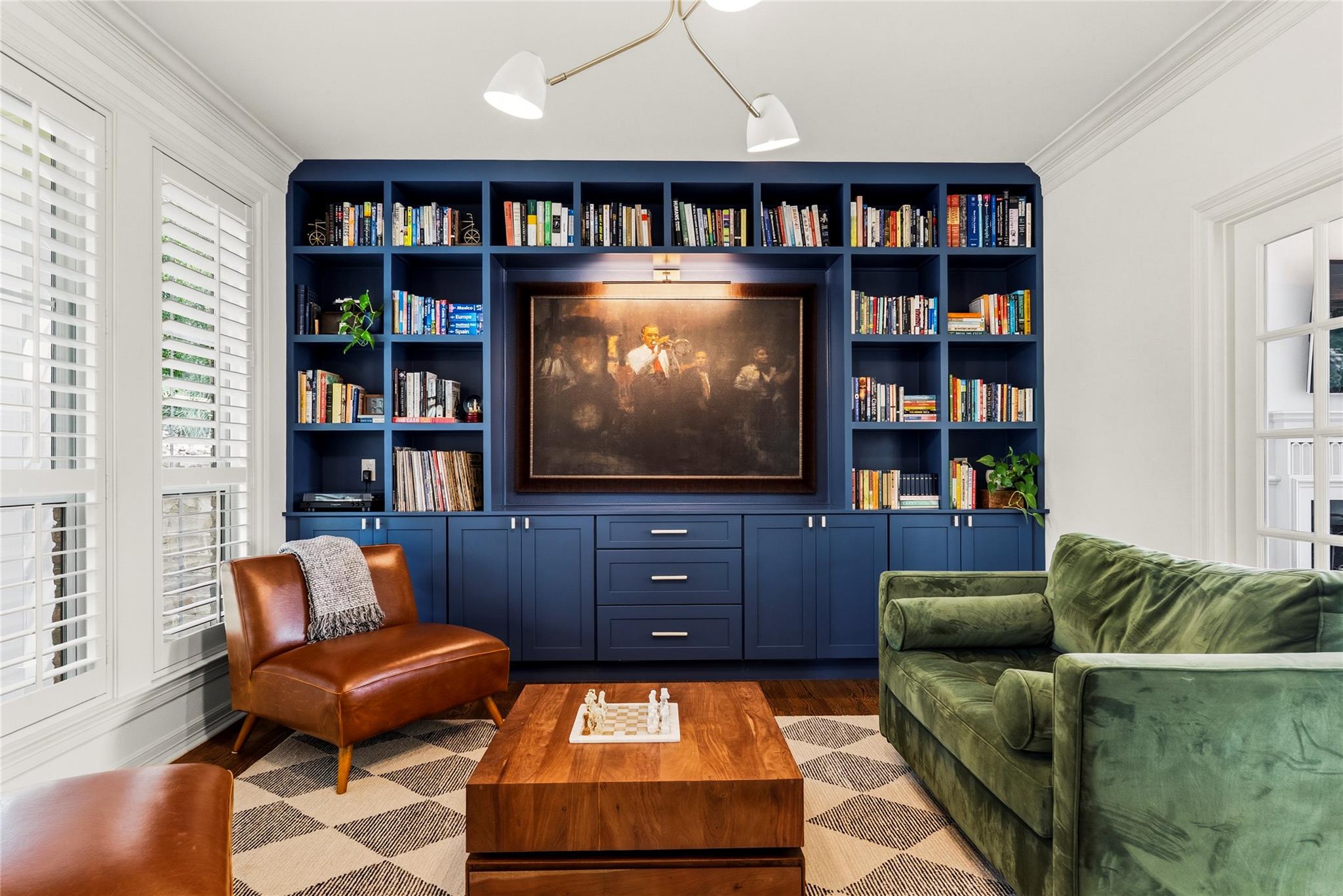 3107 Lookout LN