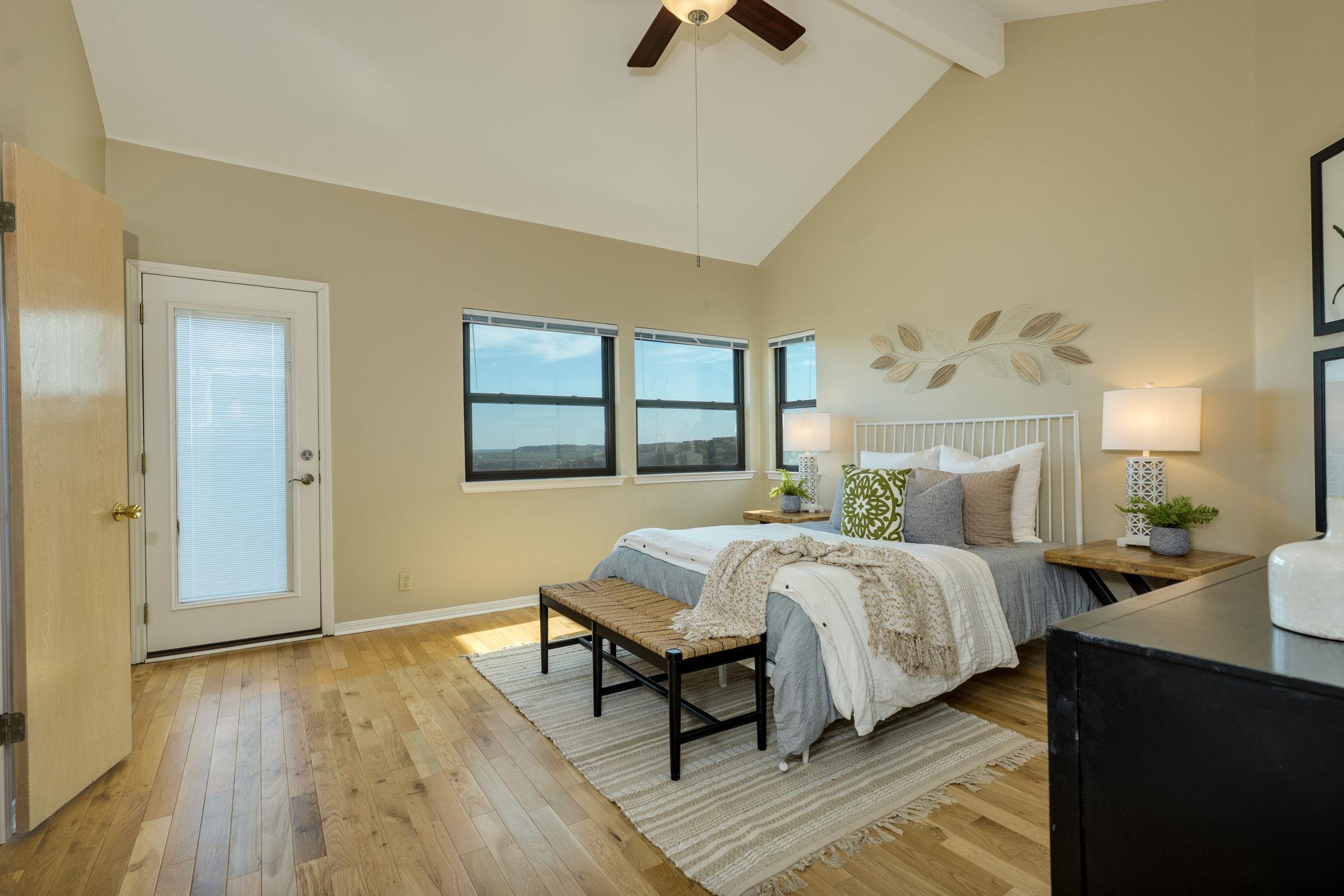 6703 Lakewood Point CV