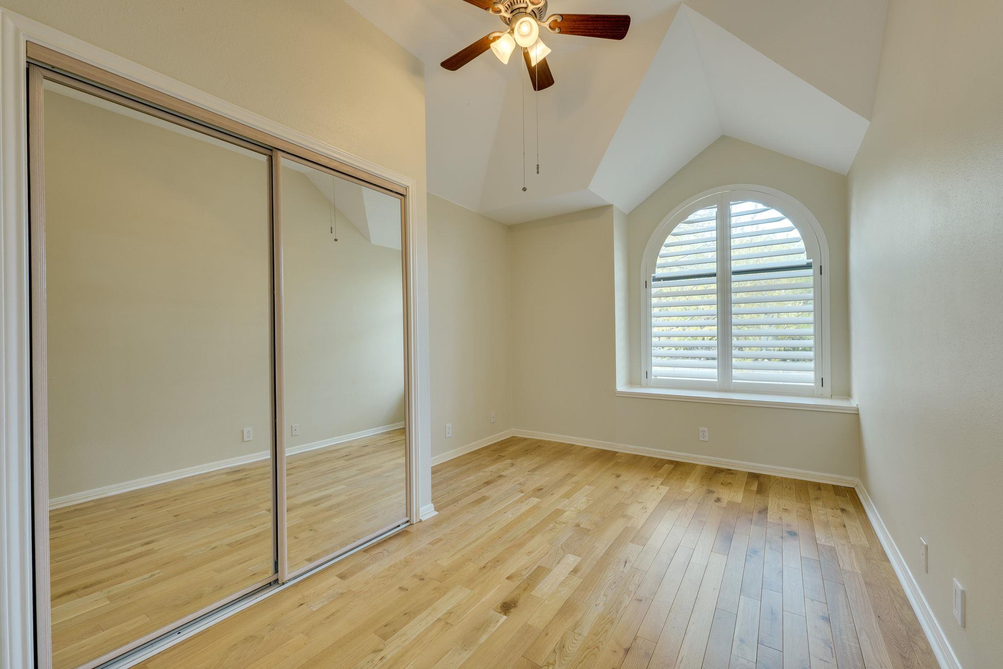 6703 Lakewood Point CV