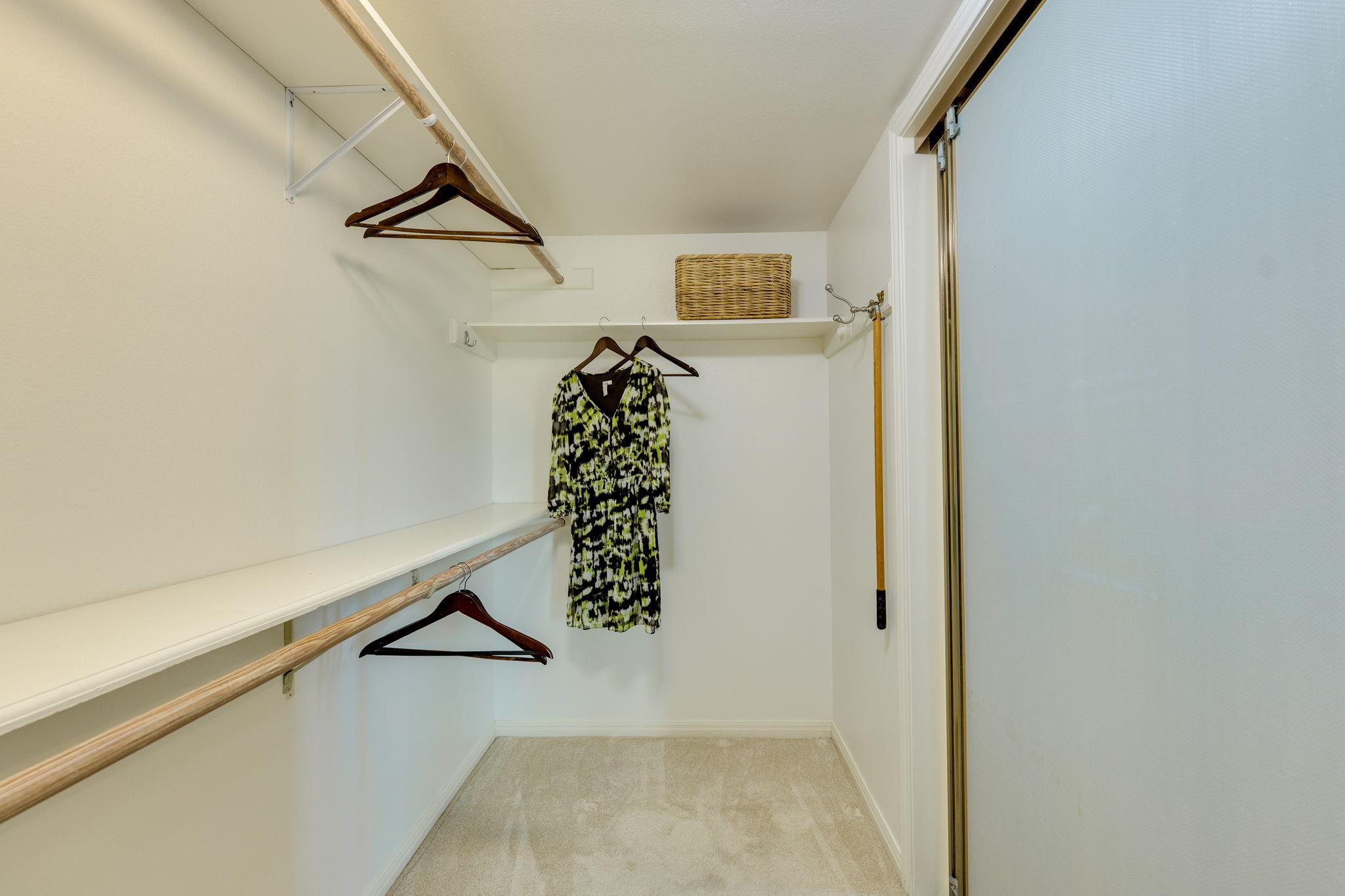 6703 Lakewood Point CV