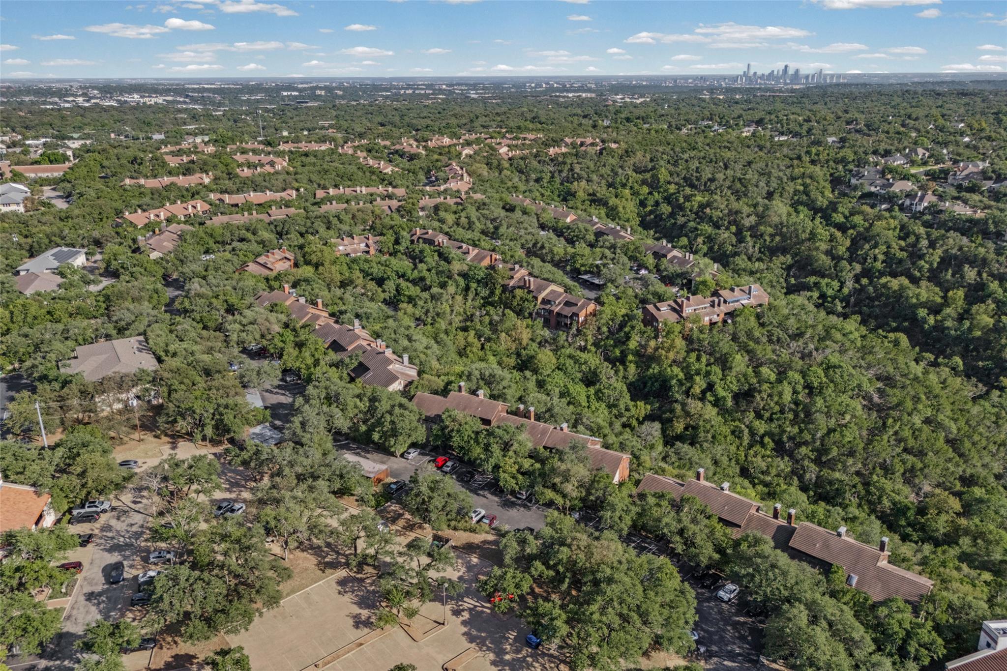 4711 Spicewood Springs RD # 201 Unit: 1-201