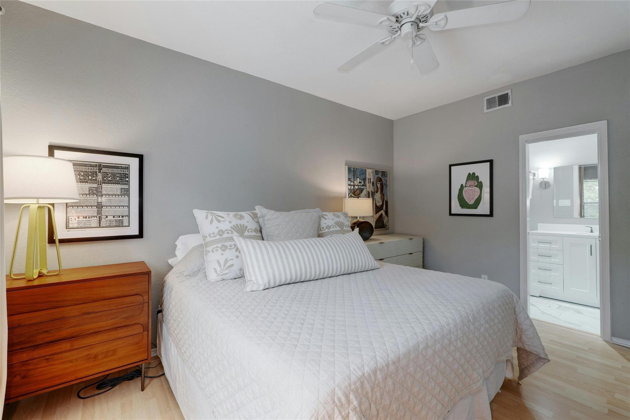 4711 Spicewood Springs RD # 201 Unit: 1-201