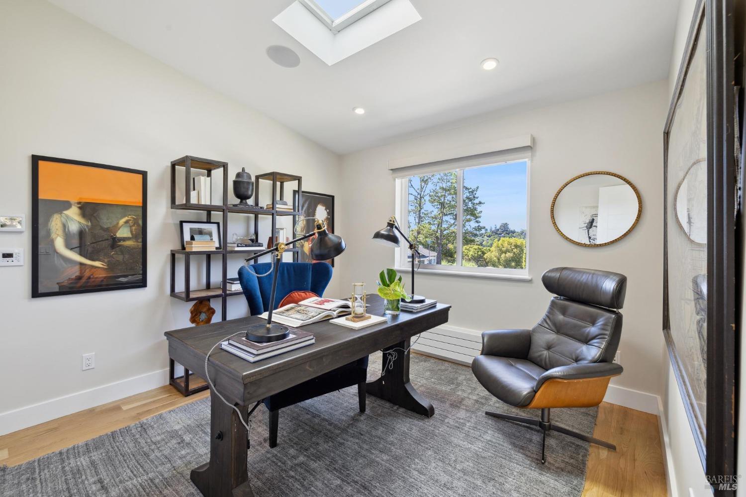 106 Fernwood Dr