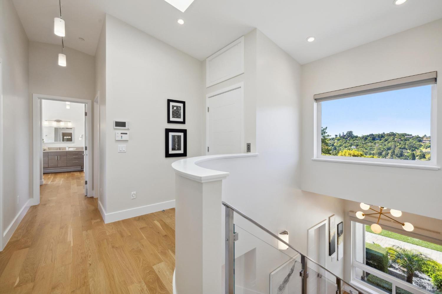 106 Fernwood Dr