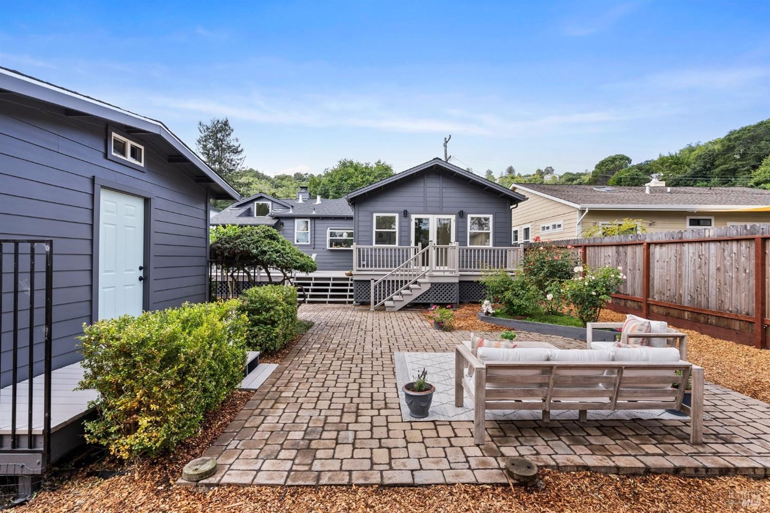 9 Harte Avenue