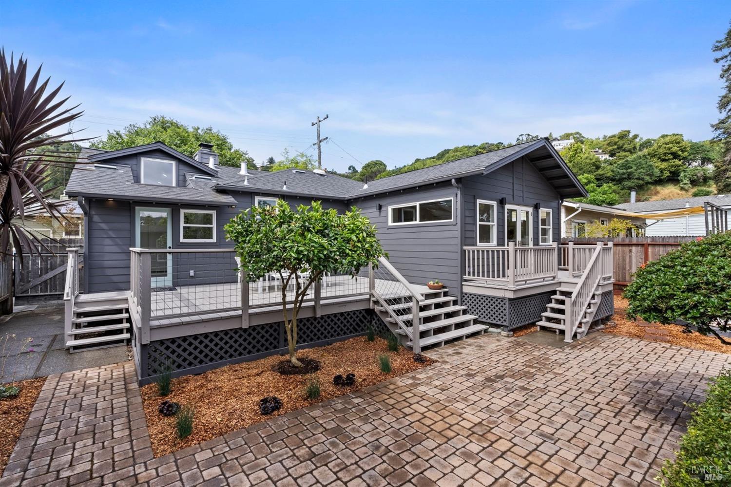 9 Harte Avenue