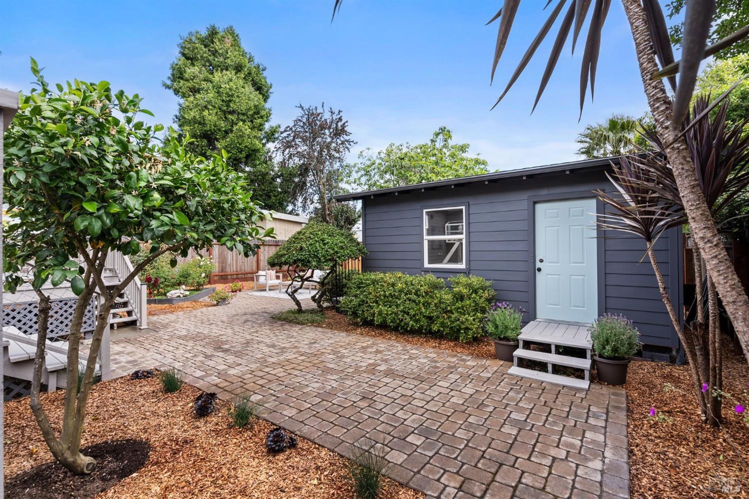 9 Harte Avenue