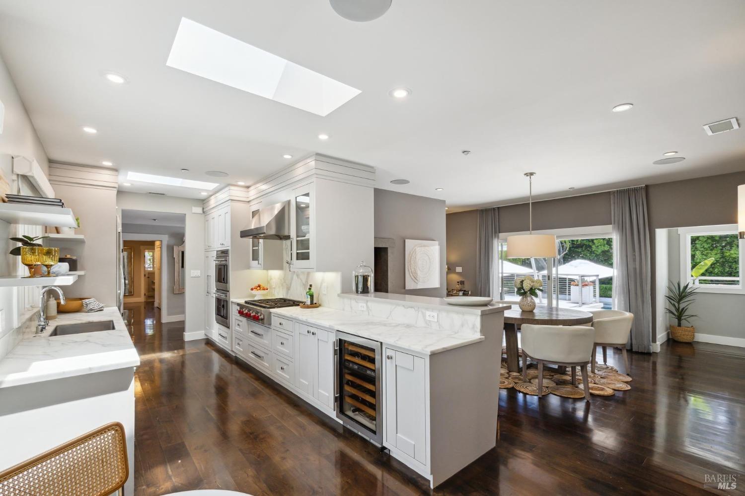 111 Lochinvar Rd