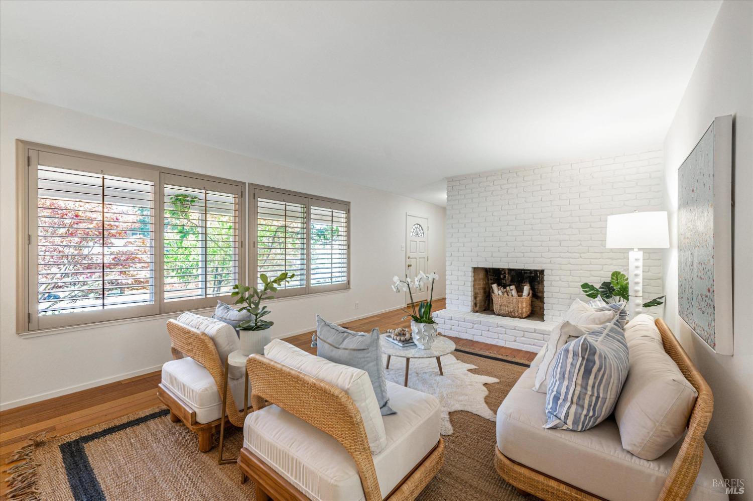 3 Carmel Court