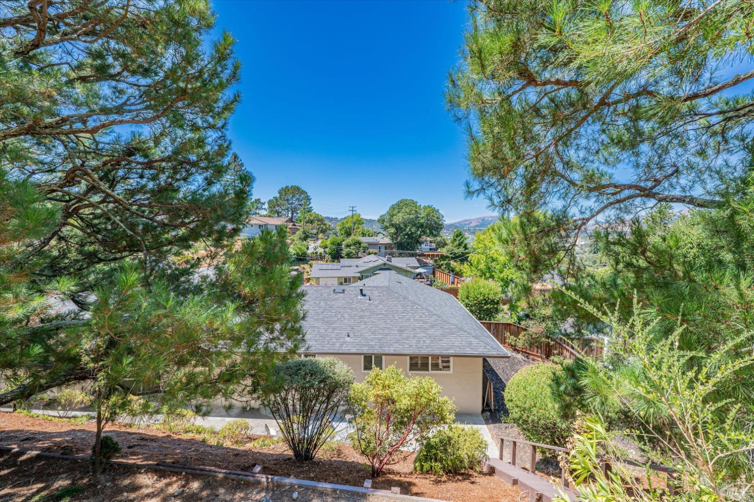 3 Carmel Court