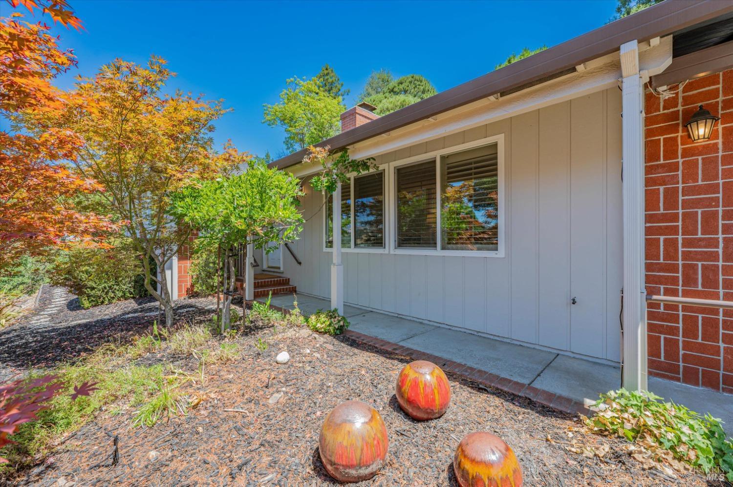 3 Carmel Court