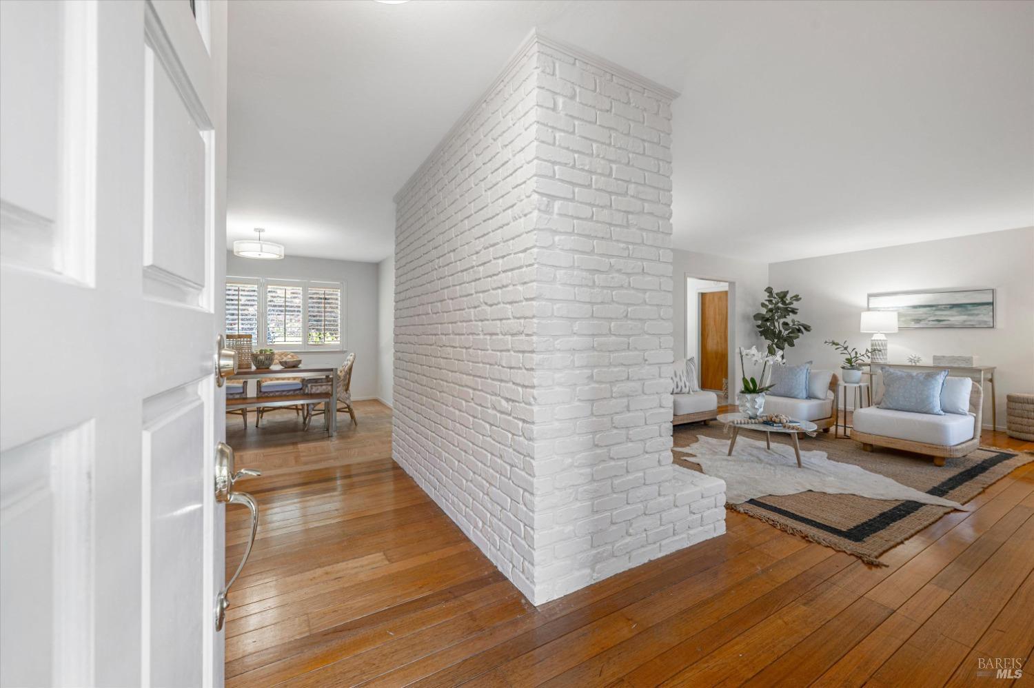 3 Carmel Court