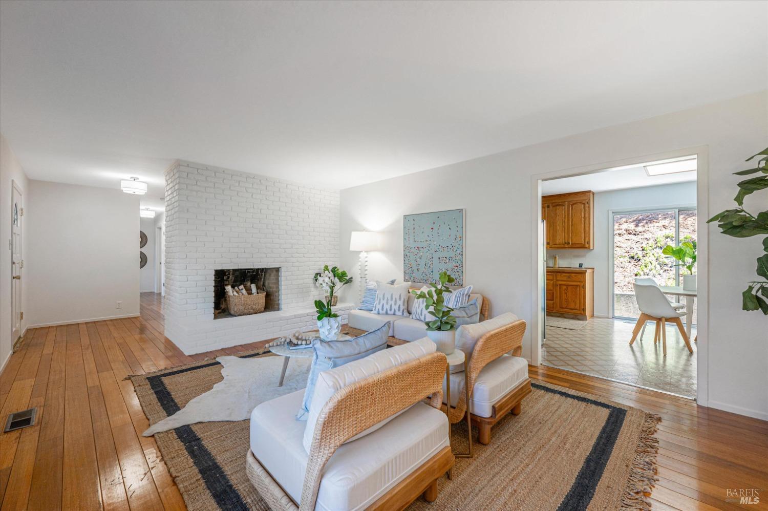 3 Carmel Court