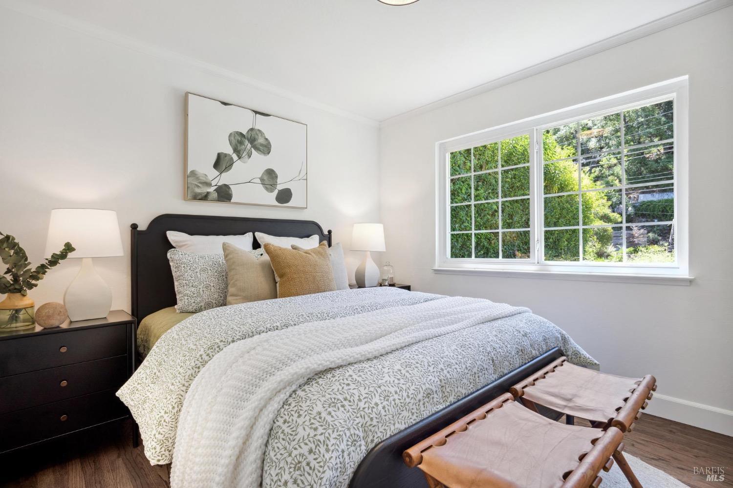 8 Heartwood Ct