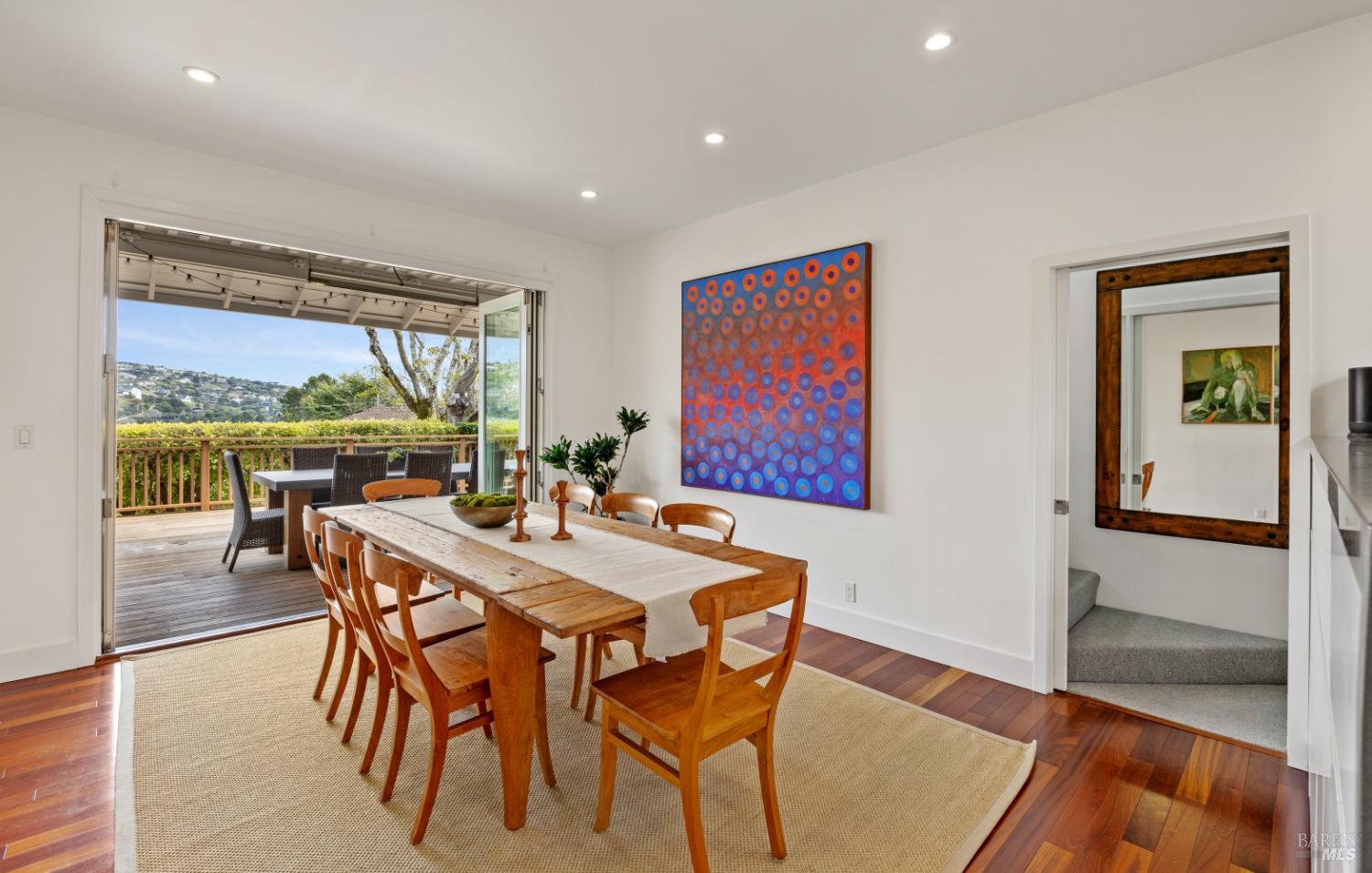 1 North Point Circle