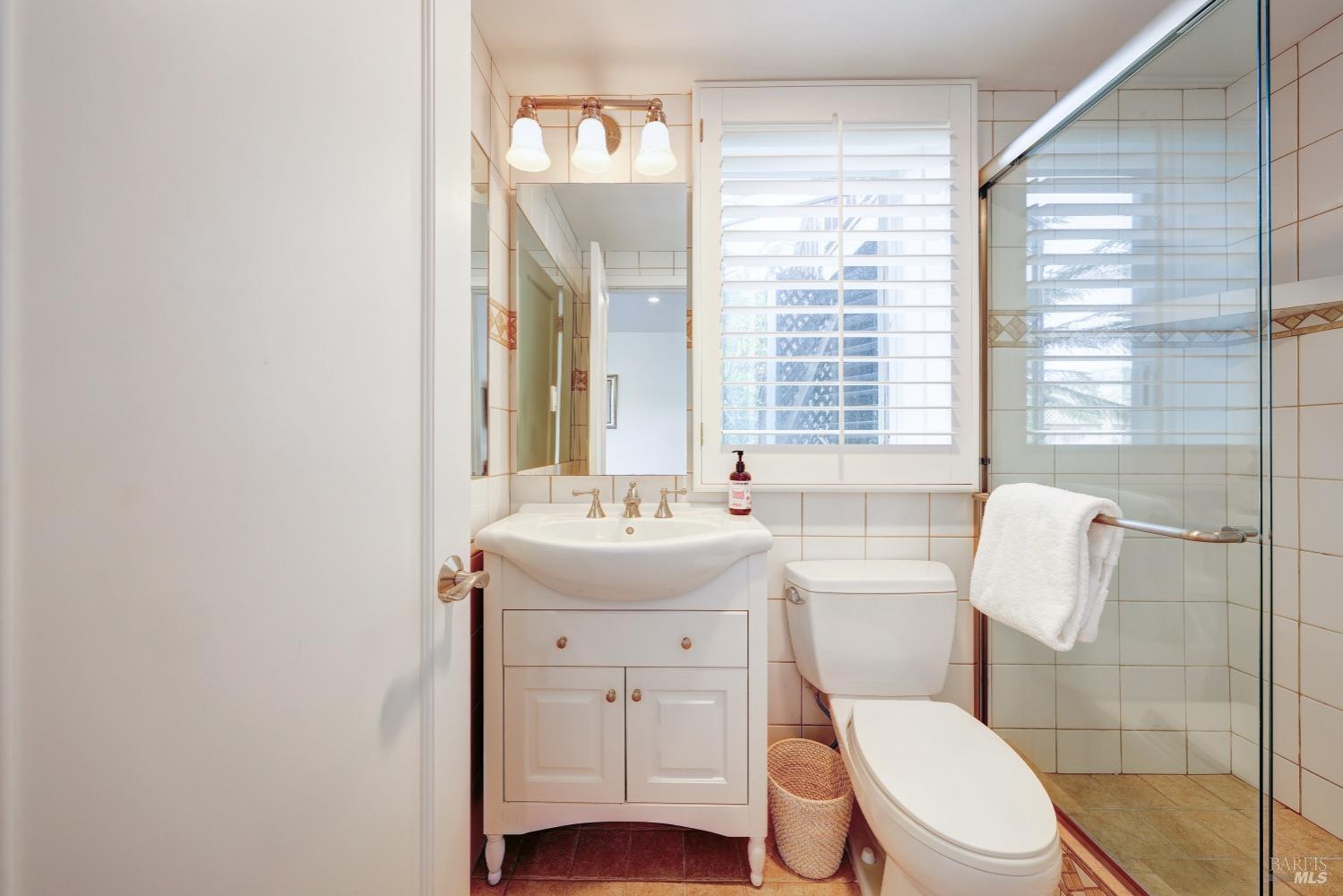 1 North Point Circle