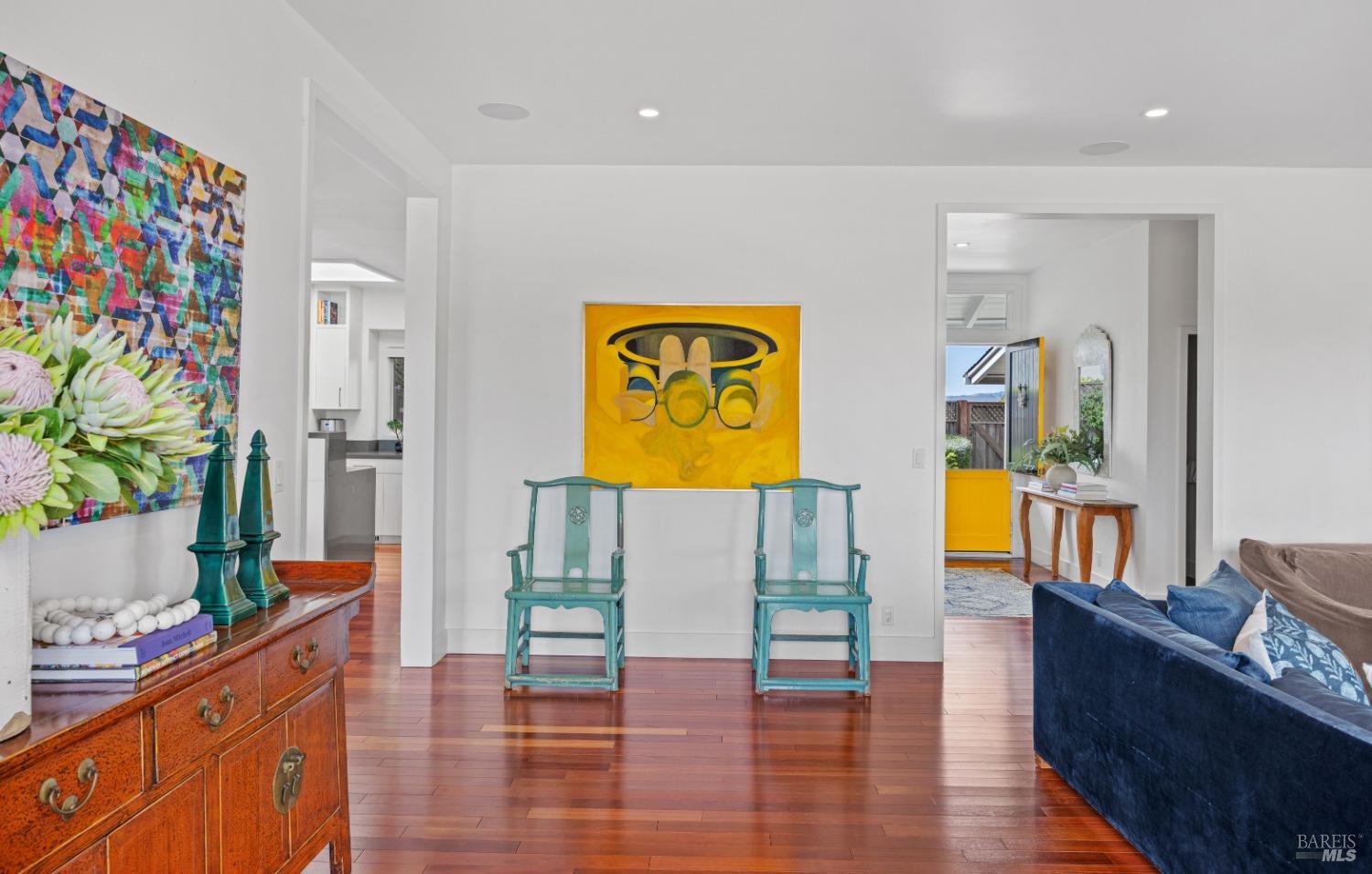 1 North Point Circle