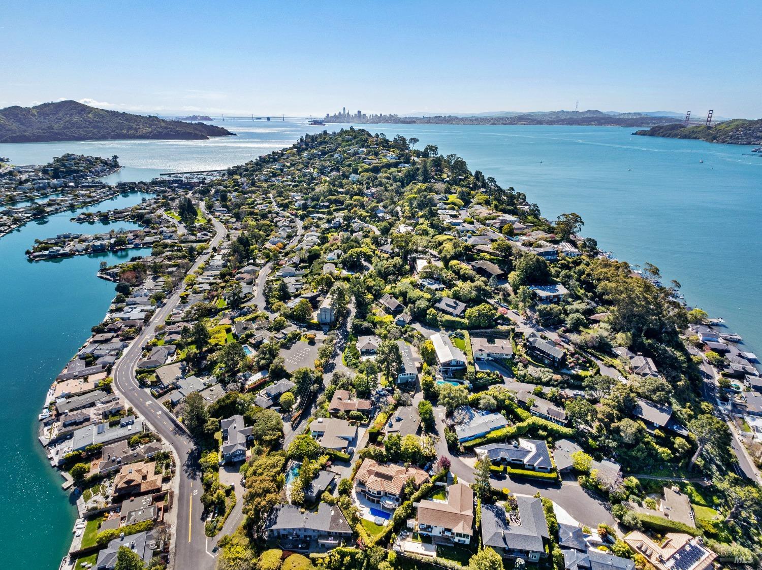 1 North Point Circle