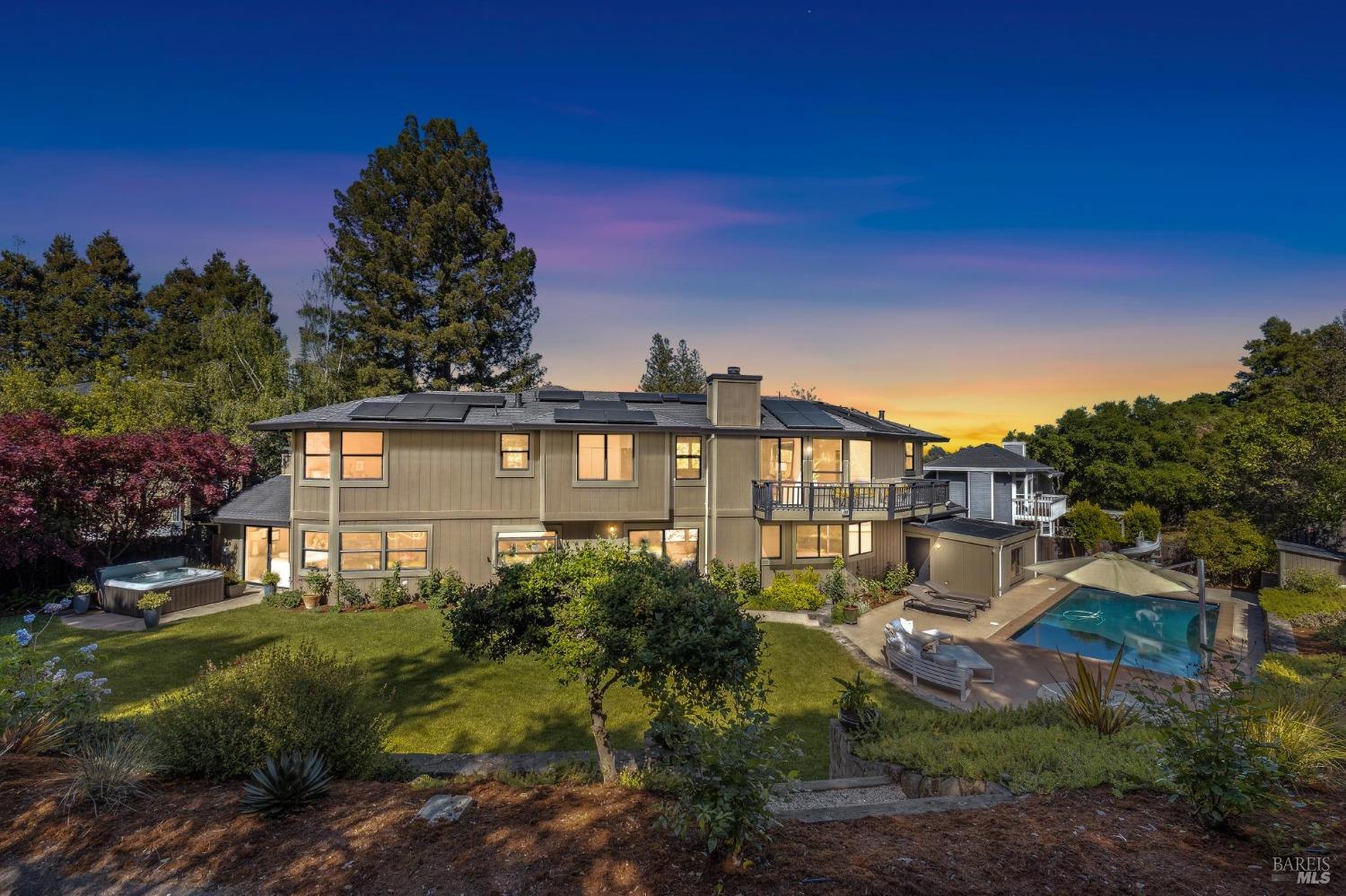 27 Lupine Ct