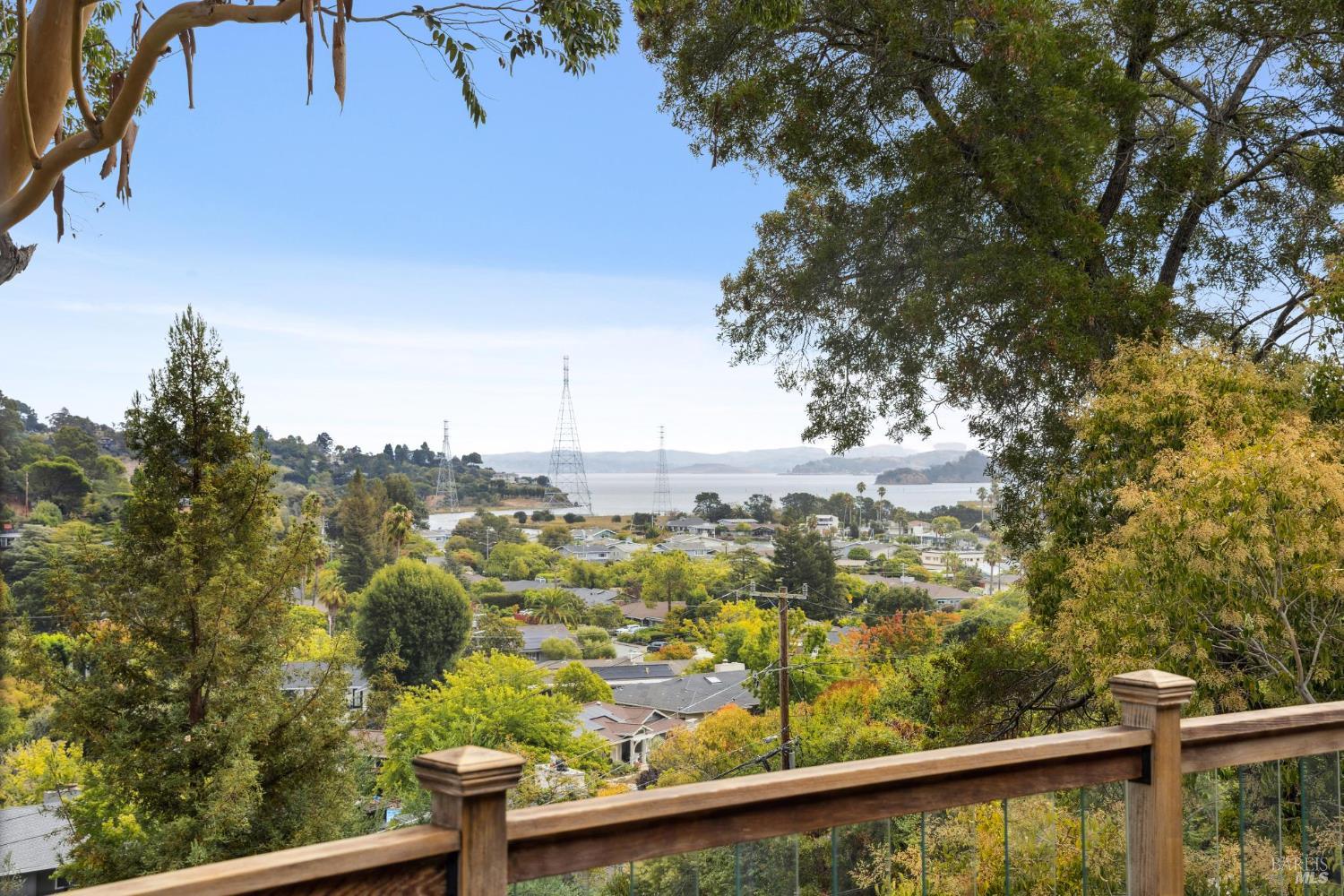 102 Marina Court Drive