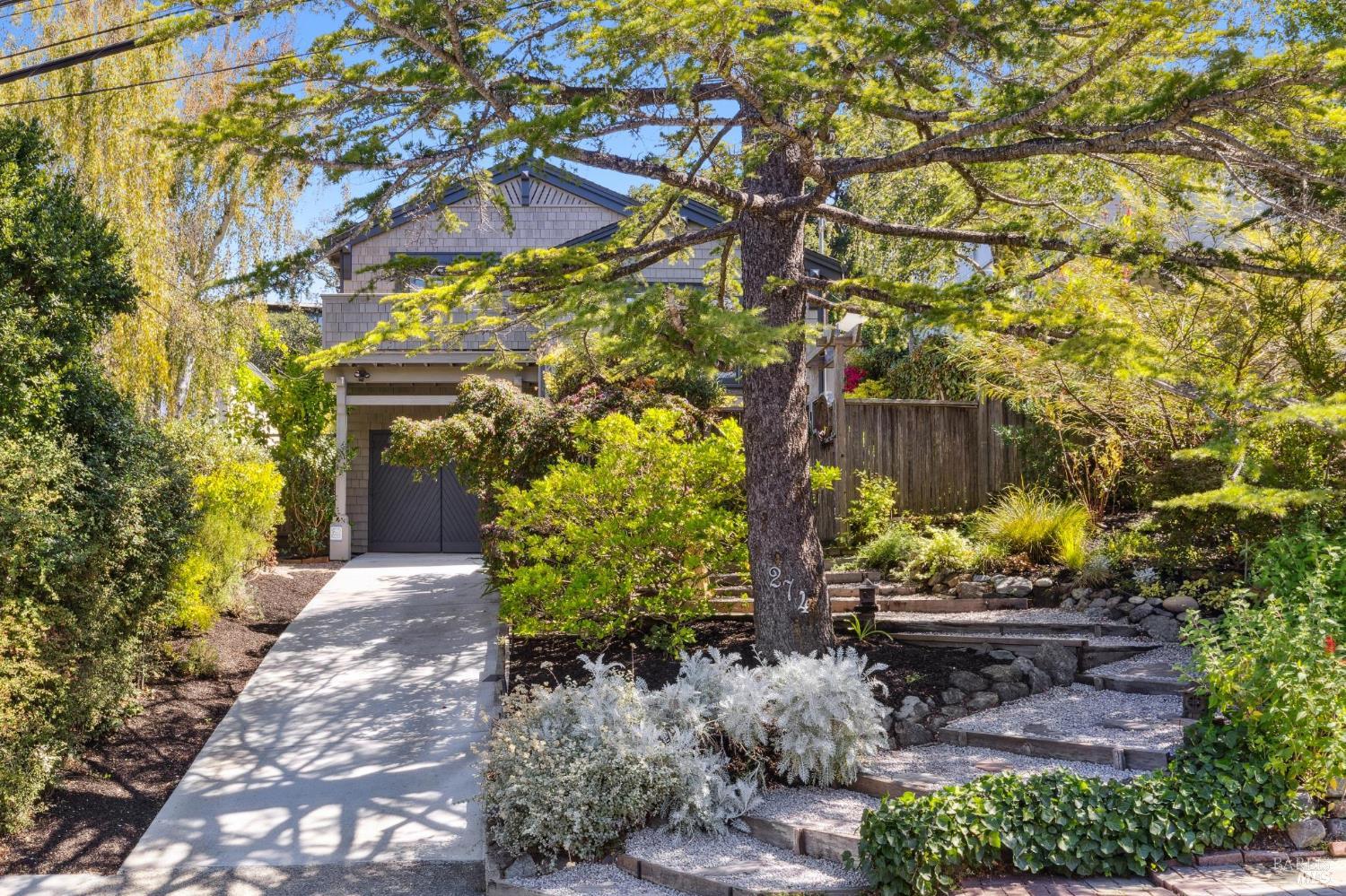 274 Sausalito St