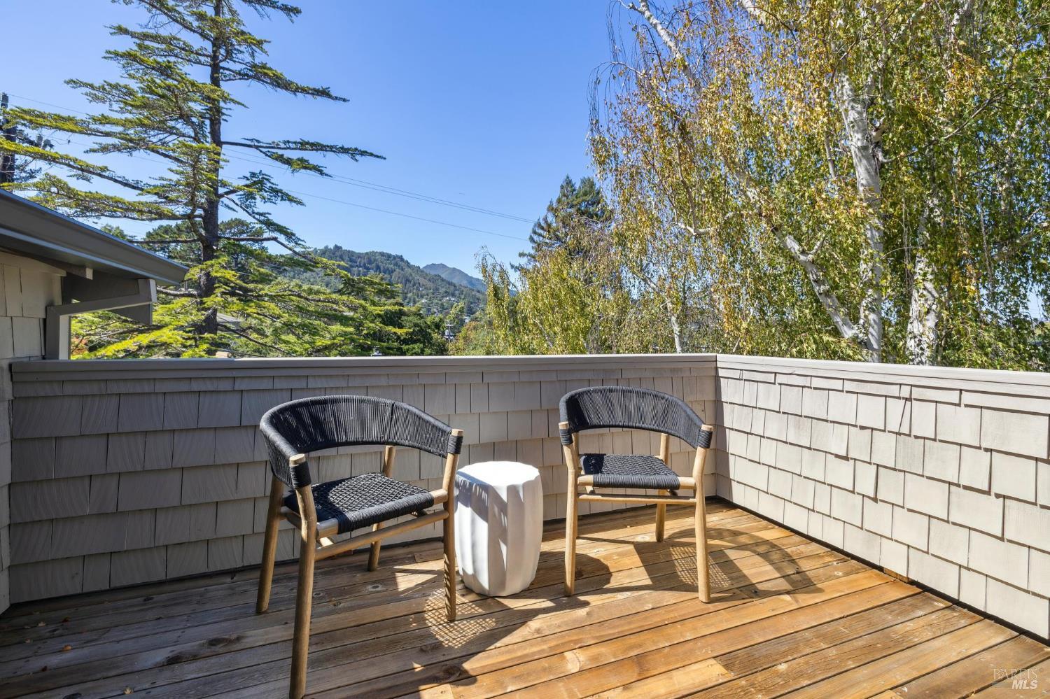274 Sausalito St