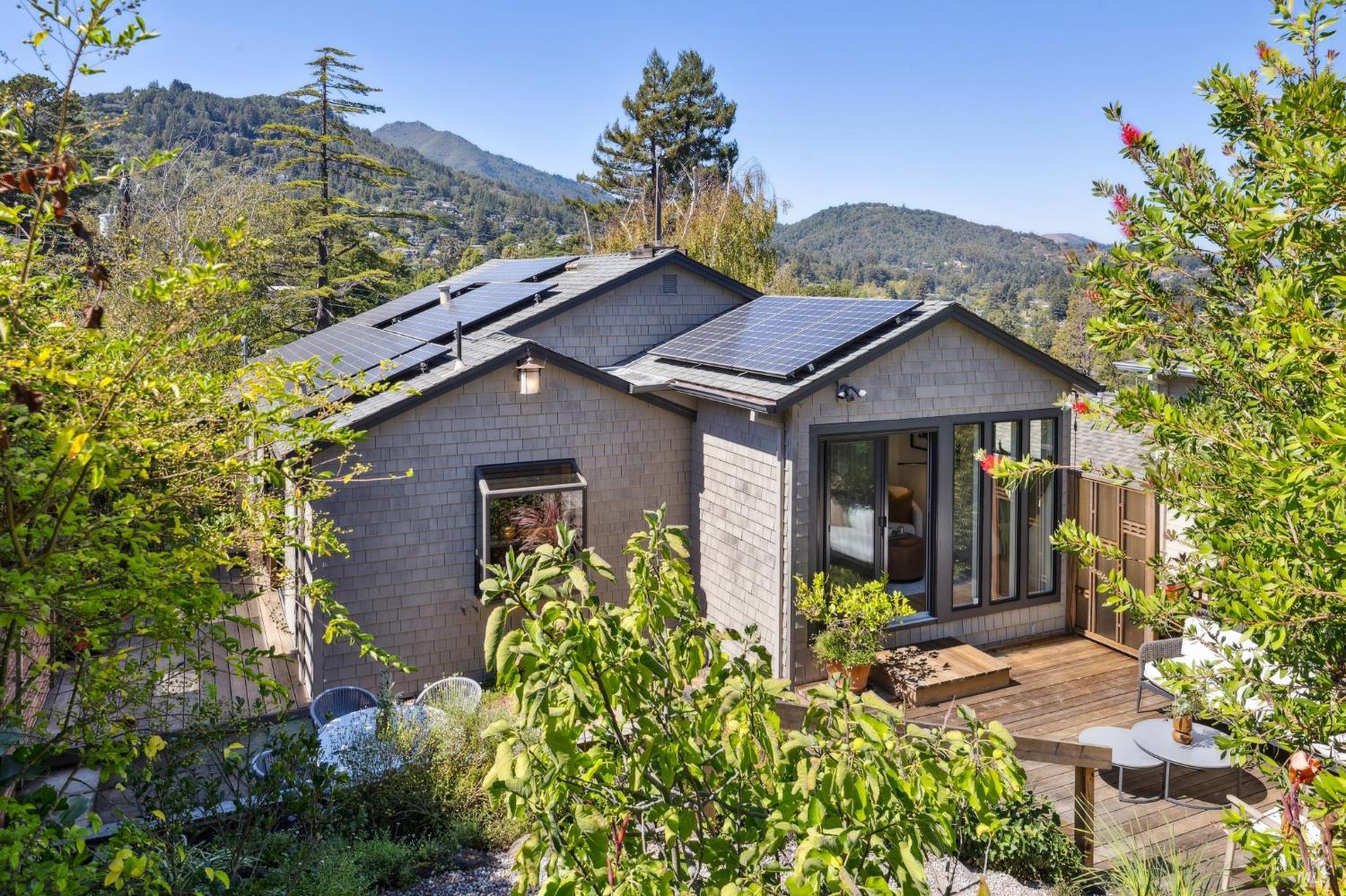 274 Sausalito St