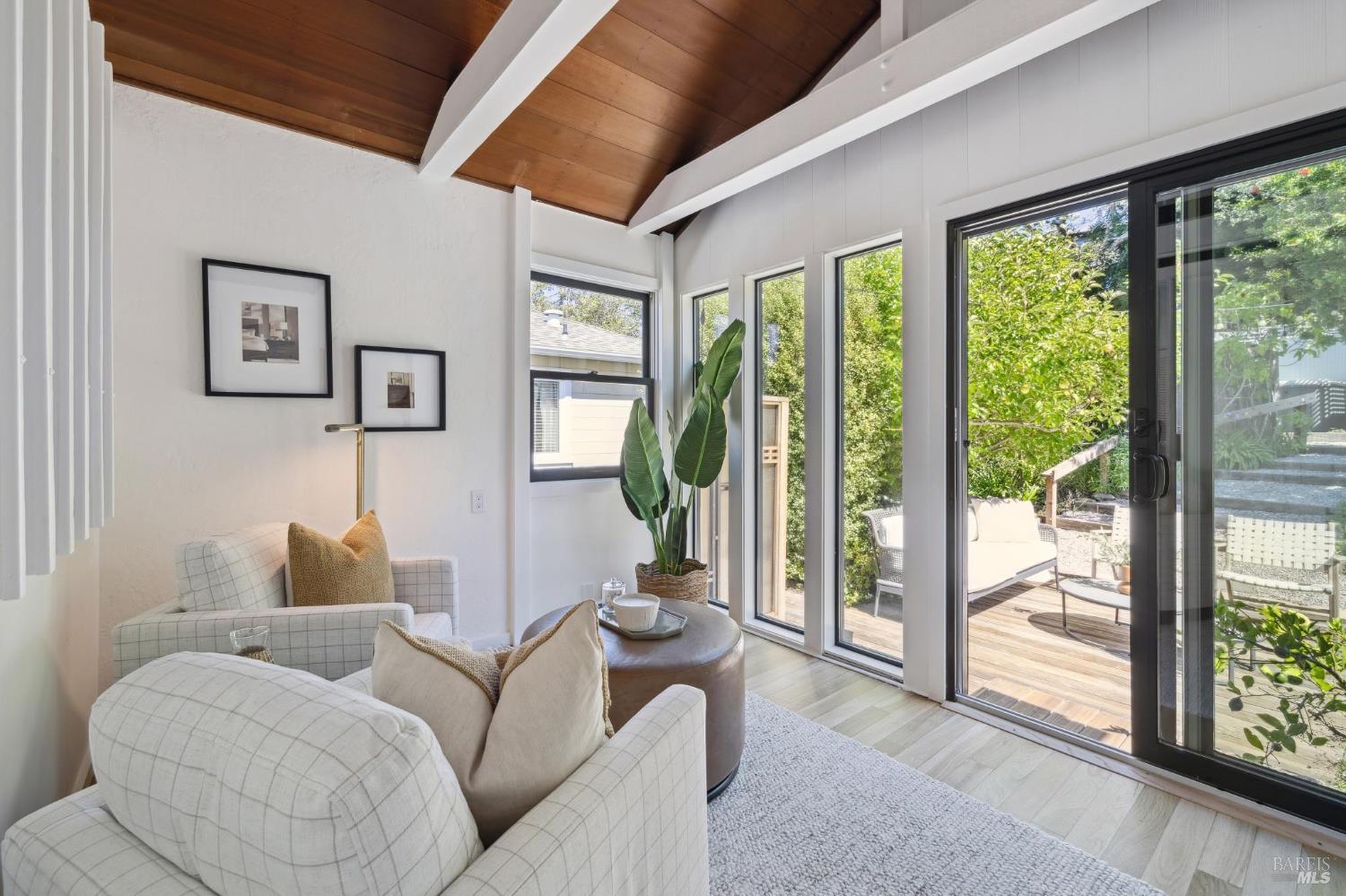 274 Sausalito St
