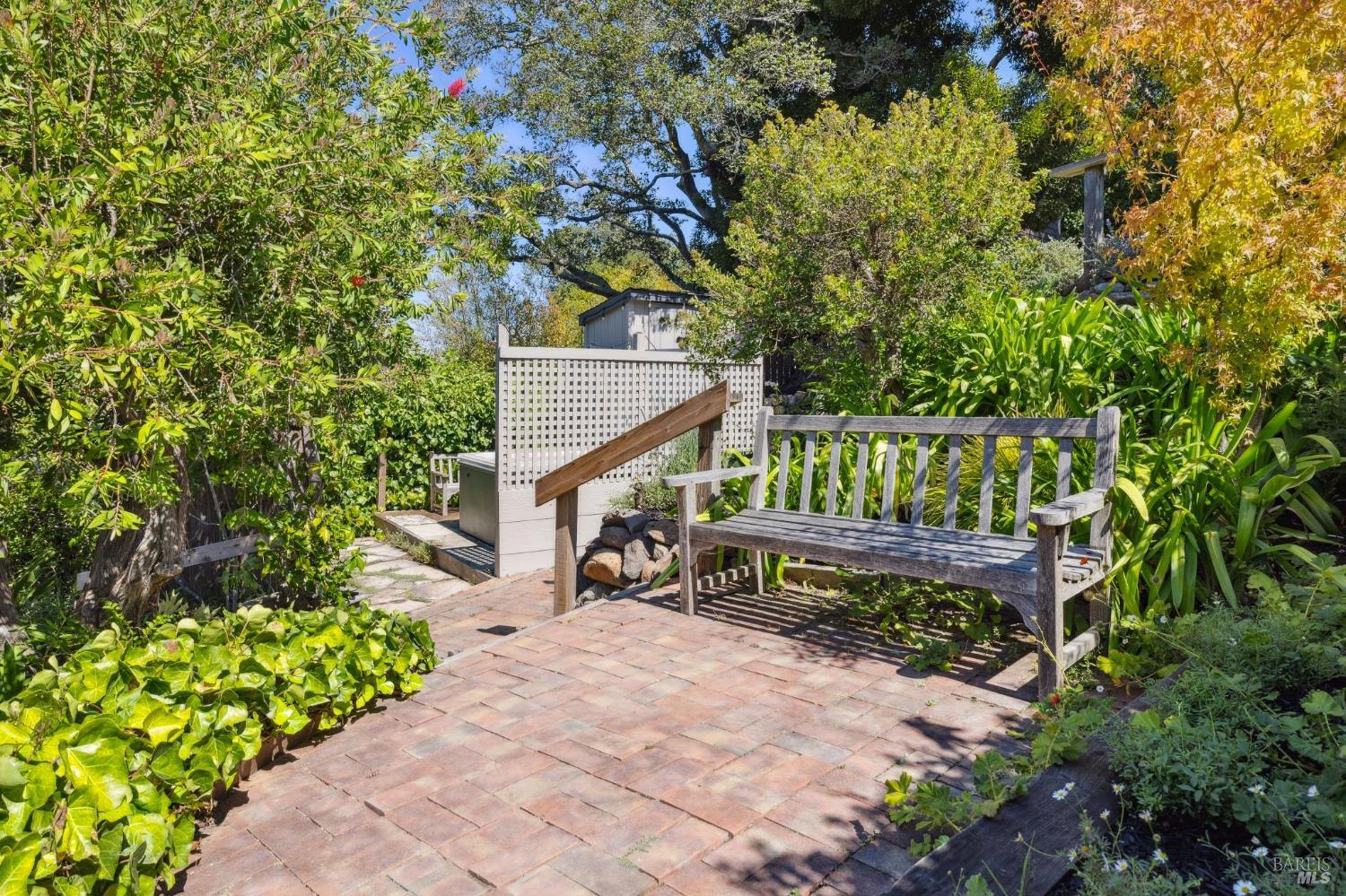 274 Sausalito St