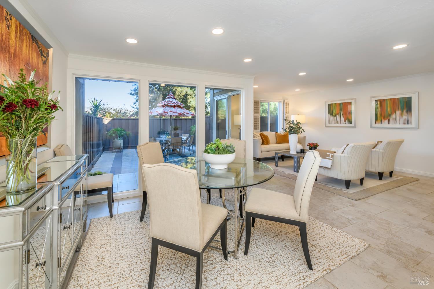 98 Surrey Lane