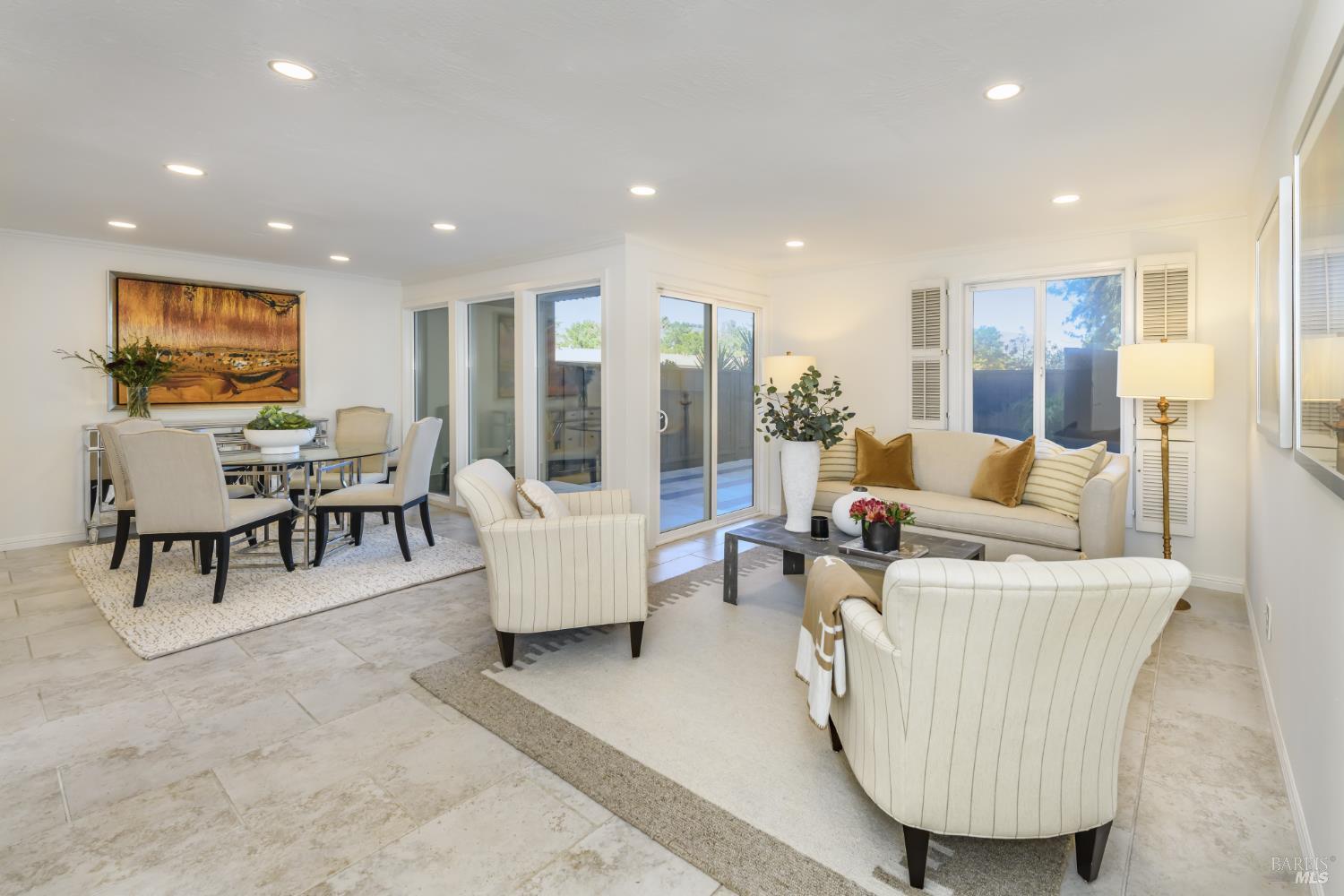 98 Surrey Lane
