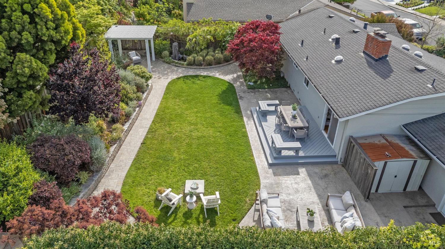 30 Rollingwood Drive