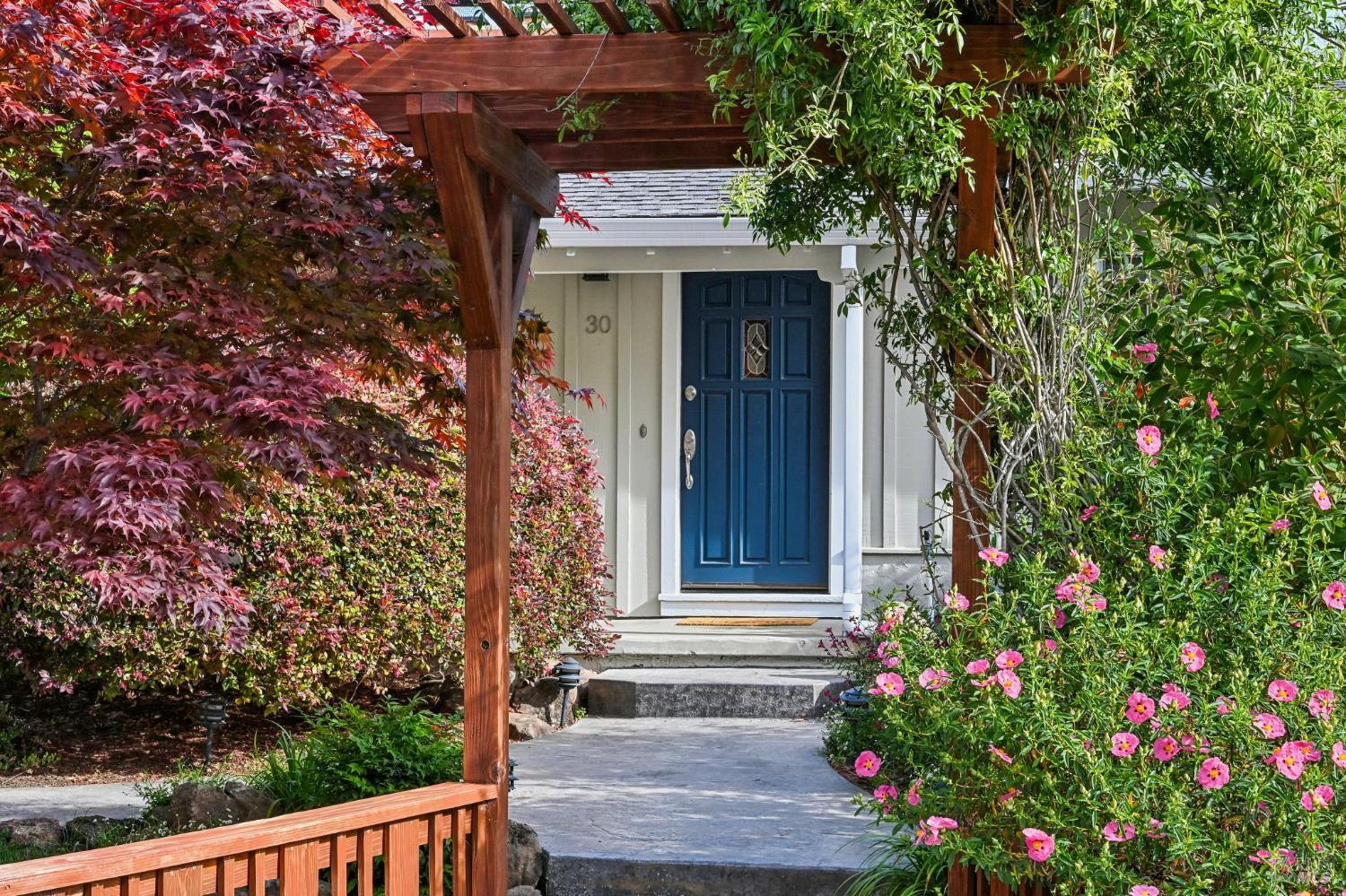 30 Rollingwood Drive