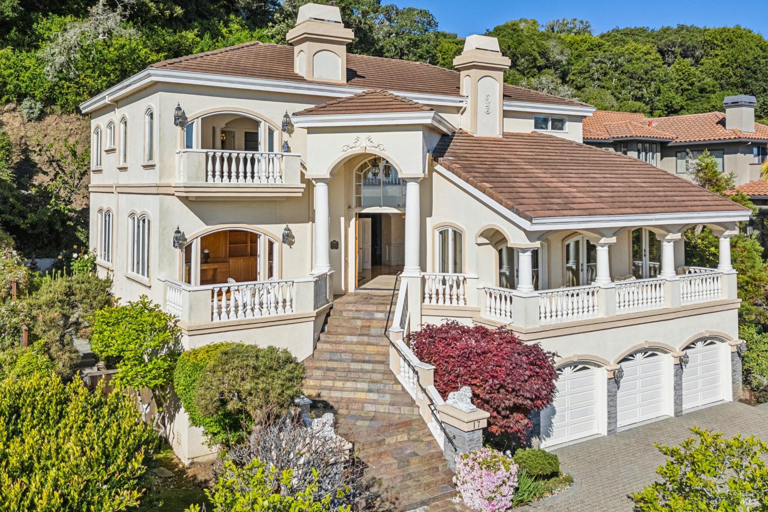 17 Heron Drive