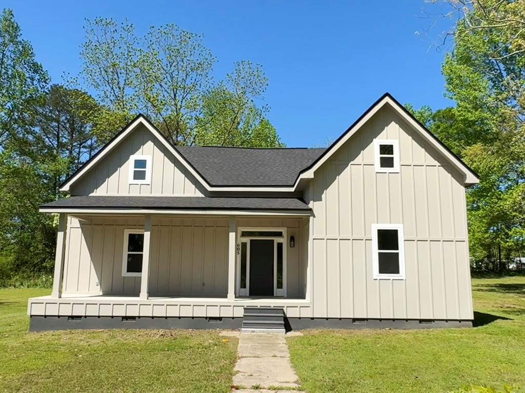 605 North Main Street