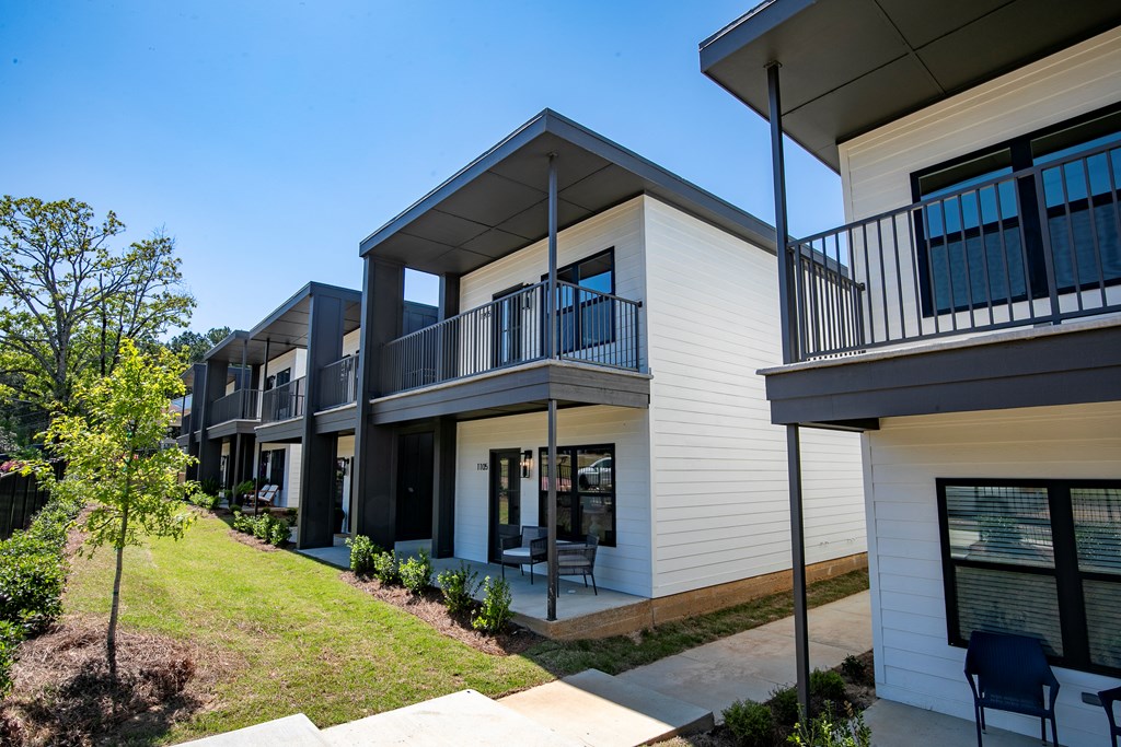 1101 Sole Cove