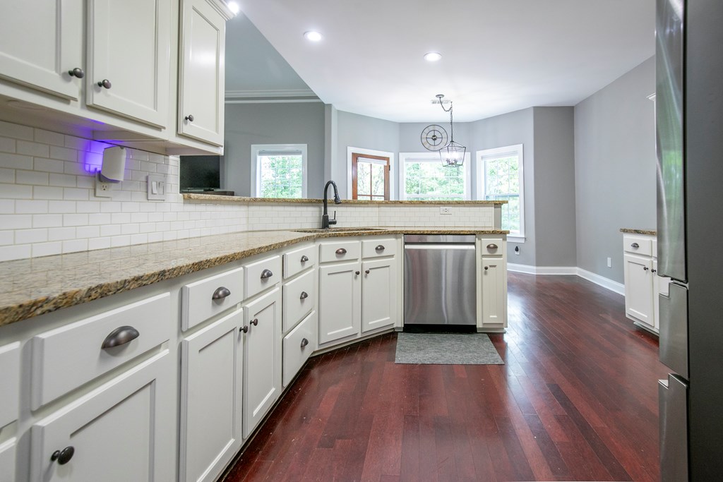 205 Woodlawn Dr.