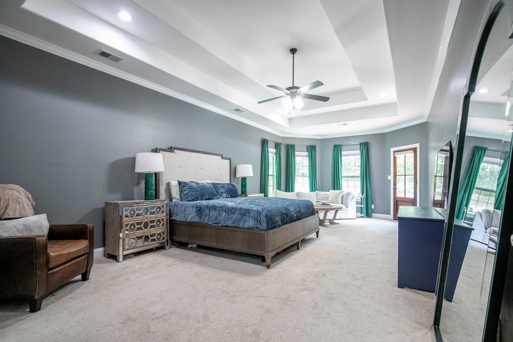 205 Woodlawn Dr.