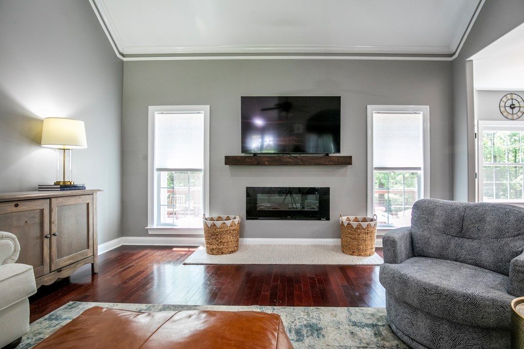 205 Woodlawn Dr.
