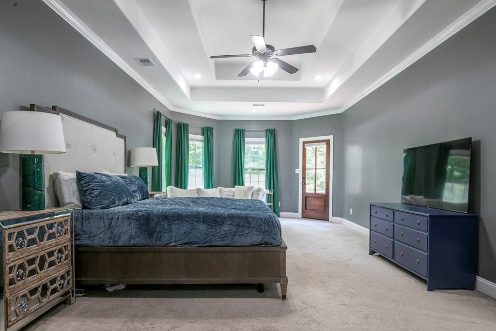 205 Woodlawn Dr.