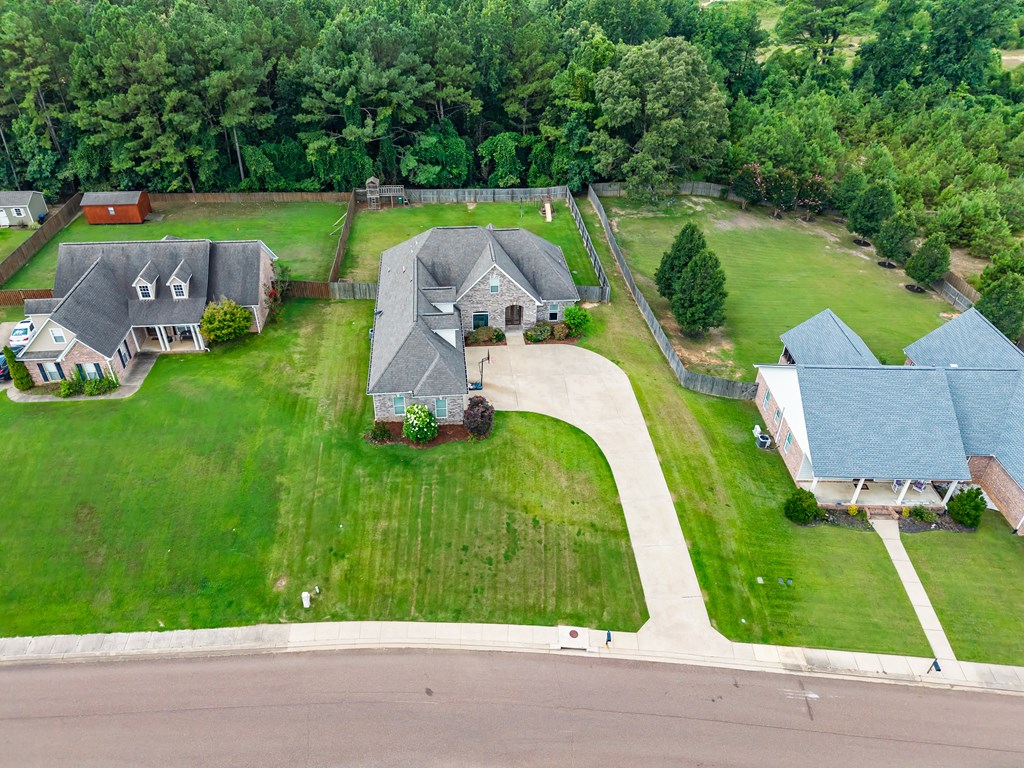 116 Taylor Circle