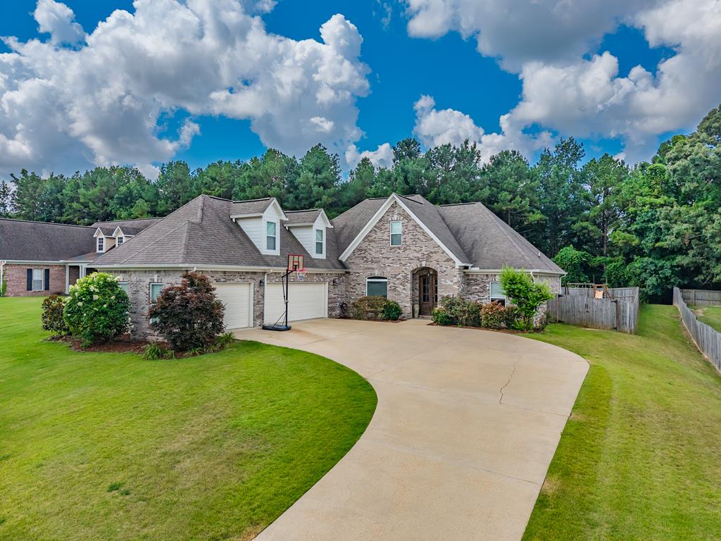 116 Taylor Circle