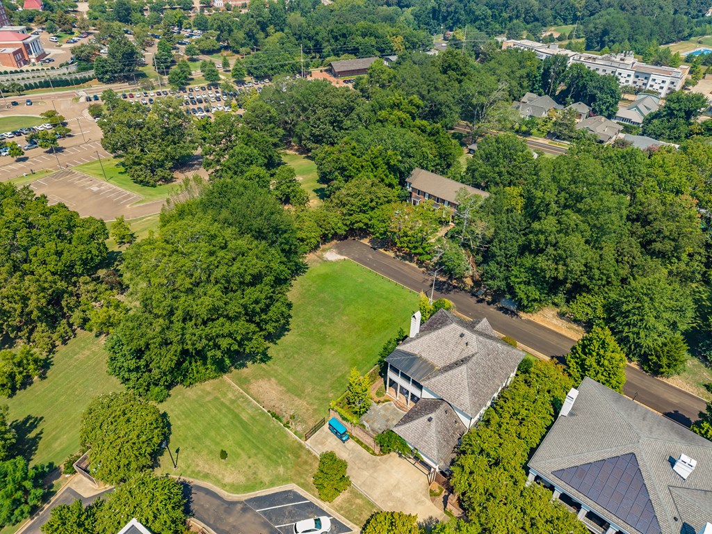 400 Tyler Ave