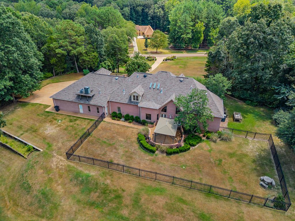 505 Woodland Hills Drive