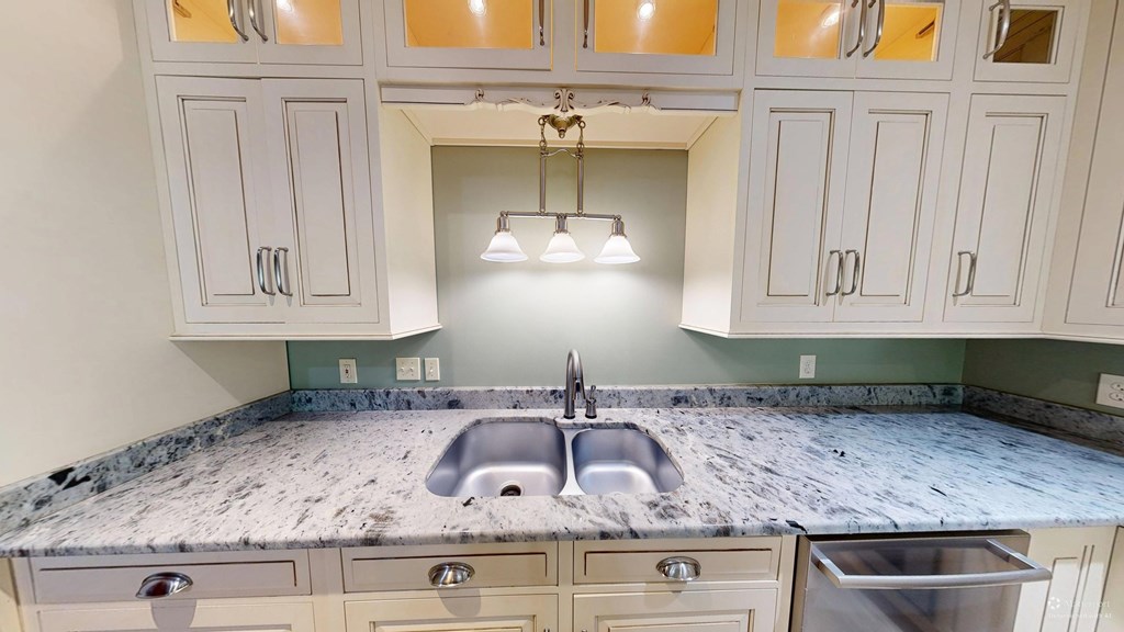 505 Woodland Hills Drive