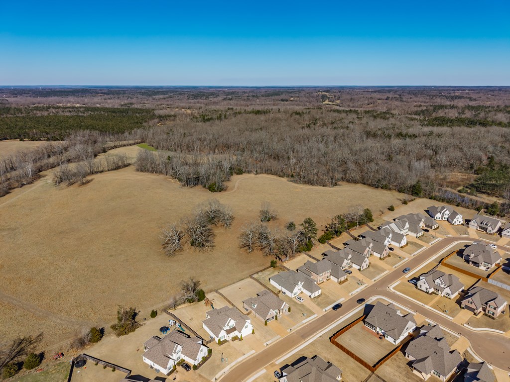 639 Centerpointe Cove