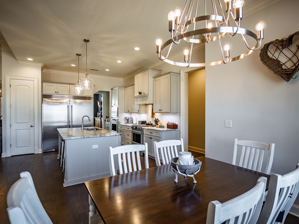 639 Centerpointe Cove